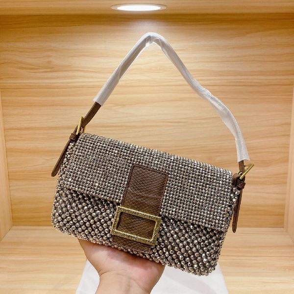 2021 design new high-quality women's shoulder bag with diamond buckle full nail baguette underarm bag magnetic buckle ing, Black
2021 design new high-quality women's shoulder bag with diamond buckle full nail baguette underarm bag magnetic buckle ing, Black