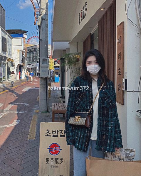 women's blouses & shirts correct high-quality version family c small fragrance silver braided black check shirt jacket loose couple, White
women's blouses & shirts correct high-quality version family c small fragrance silver braided black check shirt jacket loose couple, White