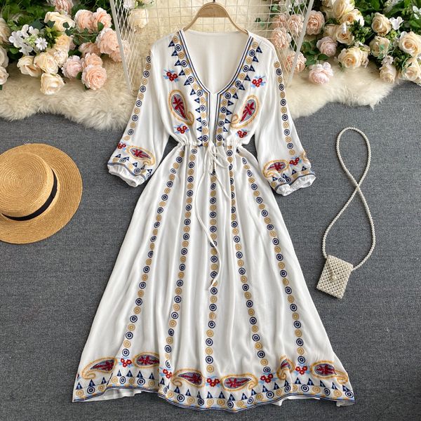 2021 new retro-embroidered female neck puff lace up to the autumn line bohemian holiday long dress irnj, Black;gray 
2021 new retro-embroidered female neck puff lace up to the autumn line bohemian holiday long dress irnj, Black;gray