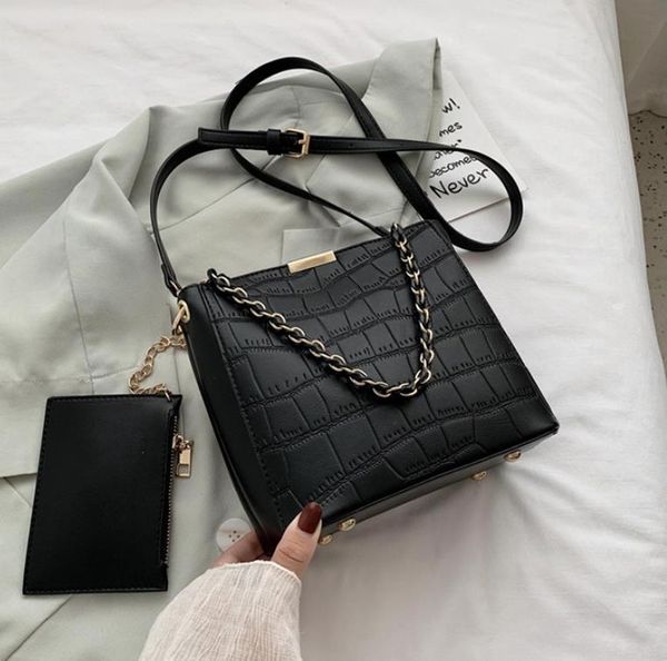 designer women handbags fashion versatile one shoulder bags lady crossbody tote bucket with bag 
designer women handbags fashion versatile one shoulder bags lady crossbody tote bucket with bag