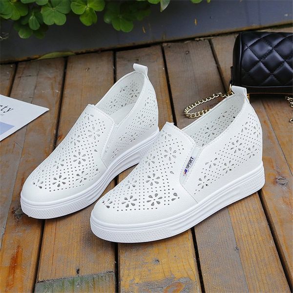 white shoes women platform flat shoes slip-on sneakers breathable hollow design stylish solid female height increasing footwear 1006, Black;white
white shoes women platform flat shoes slip-on sneakers breathable hollow design stylish solid female height increasing footwear 1006, Black;white