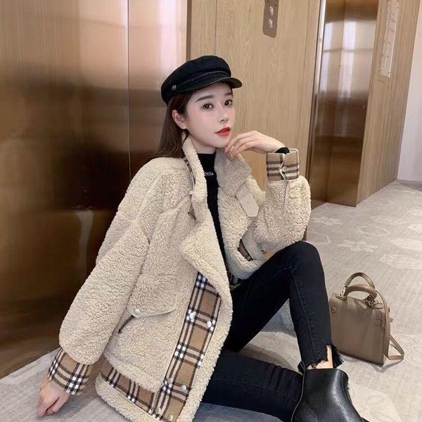 xiaoxiang style winter lamb wool 2021 new coat women's korean loose middle long fur integrated locomotive, Black
xiaoxiang style winter lamb wool 2021 new coat women's korean loose middle long fur integrated locomotive, Black