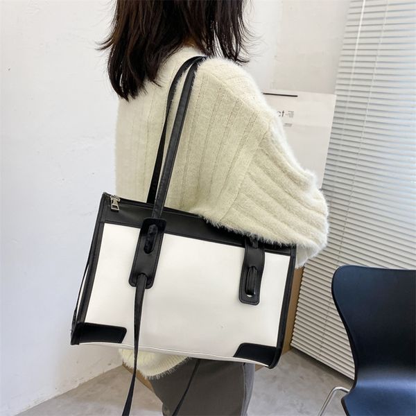 fashion pu leather shoulder handle bag simple women hit color large capacity street shopping handbags commuter totes
fashion pu leather shoulder handle bag simple women hit color large capacity street shopping handbags commuter totes
