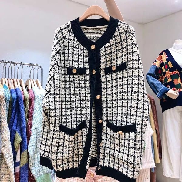 women sweater jacket oversized knitted cardigans loose plaid jumpers korean clothing robe long coat sueter feminino y200106, White;black
women sweater jacket oversized knitted cardigans loose plaid jumpers korean clothing robe long coat sueter feminino y200106, White;black
