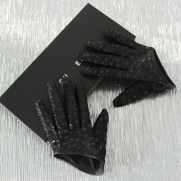 deat autumn and winter new products fashion ultra short sheepskin checkered leather half palm gloves women' pb183 201019, Blue;gray
deat autumn and winter new products fashion ultra short sheepskin checkered leather half palm gloves women' pb183 201019, Blue;gray