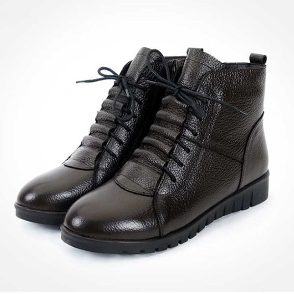 short bootswinter women'sshoes leather short boots female cotton shoes lace-up middle-aged elderly snow bootswomen's warm shoes, Black
short bootswinter women'sshoes leather short boots female cotton shoes lace-up middle-aged elderly snow bootswomen's warm shoes, Black