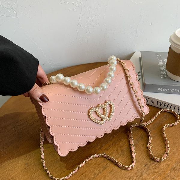 flap leather women shoulder bag chain pearl designerhandbag luxury mini messenger bags 2020 trend lady handbags
flap leather women shoulder bag chain pearl designerhandbag luxury mini messenger bags 2020 trend lady handbags
