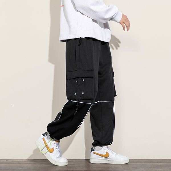 2021 new streetwear men's multi pockets patchwork track male joggers trousers fashion harajuku men pants 5jc0, Black
2021 new streetwear men's multi pockets patchwork track male joggers trousers fashion harajuku men pants 5jc0, Black