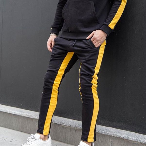 men black white mens hip hop sweatpants trousers for men 2021 fashion streetwear sweatpants joggers causal sportswear pants
men black white mens hip hop sweatpants trousers for men 2021 fashion streetwear sweatpants joggers causal sportswear pants