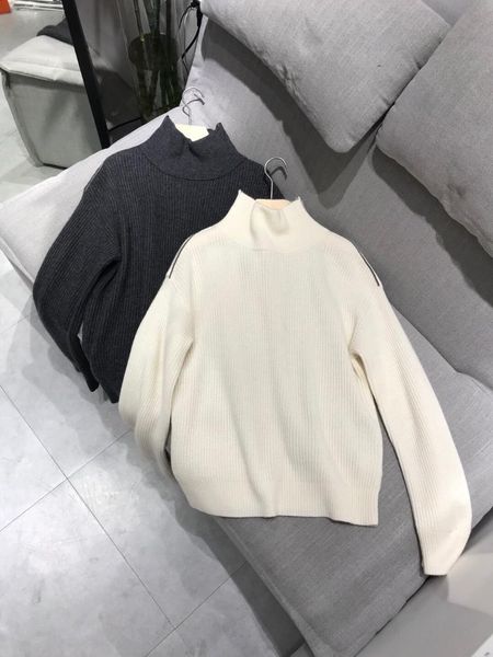 2020 new ladies fashion long-sleeved casual small stand-up collar side shoulder beaded cashmere sweater 0824, White;black
2020 new ladies fashion long-sleeved casual small stand-up collar side shoulder beaded cashmere sweater 0824, White;black