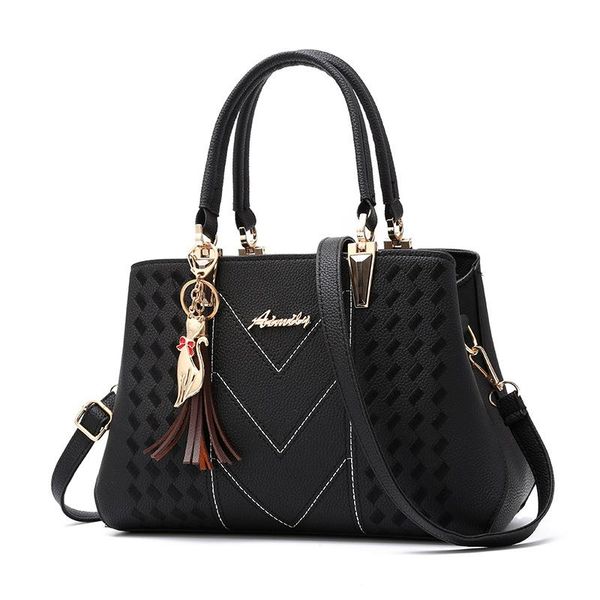 yingpei women bag leather handbags messenger bags shoulder bag famous brands handle women handbag purse pouch high quality
yingpei women bag leather handbags messenger bags shoulder bag famous brands handle women handbag purse pouch high quality