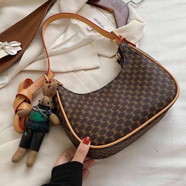 luxury style retro armpit bag women plaid bags 2020 new printed baguette purses creative pendant armpit bolsa de hombro
luxury style retro armpit bag women plaid bags 2020 new printed baguette purses creative pendant armpit bolsa de hombro