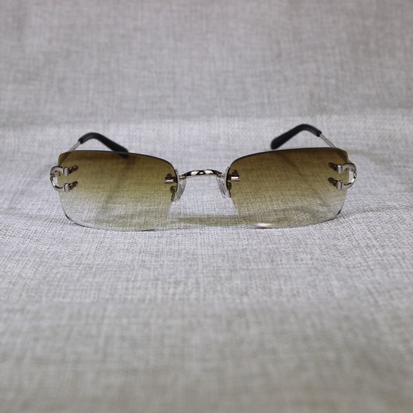 2021 new vintage rimless sunglasses men metal clear glasses frame shades for women summer club oculos eyewear 3icj, White;black
2021 new vintage rimless sunglasses men metal clear glasses frame shades for women summer club oculos eyewear 3icj, White;black