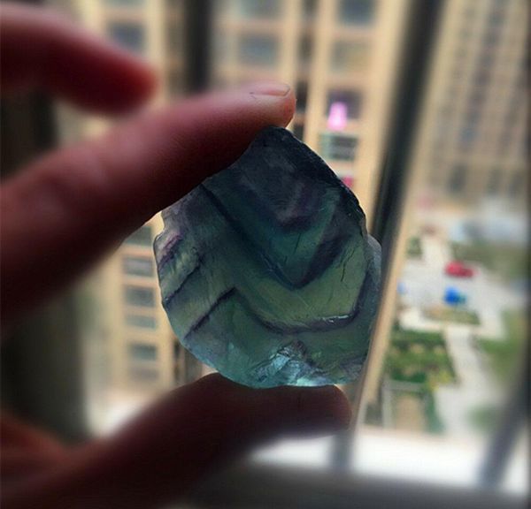 1pcs colorful natural fluorite crystal striped fluorite quartz crystal stone point healing jlliww garden_light
1pcs colorful natural fluorite crystal striped fluorite quartz crystal stone point healing jlliww garden_light