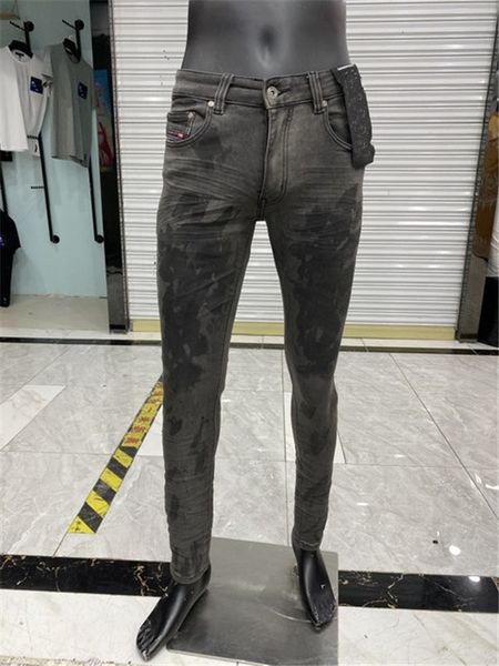 new luxury design mens jeans new face mark designer slim-leg jeans patch vintage hole fashion mens jeans biker denim pants, Blue
new luxury design mens jeans new face mark designer slim-leg jeans patch vintage hole fashion mens jeans biker denim pants, Blue