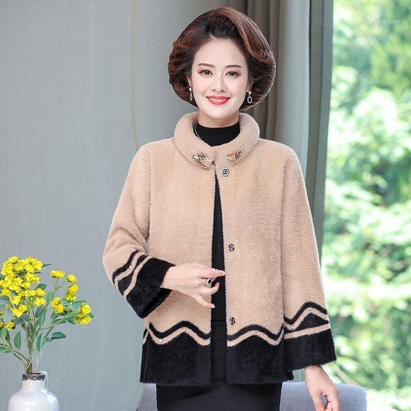 winter coats women quality mink cashmere short wool coat diamond cashmere elegant women coat casual 4xl plus size, Black
winter coats women quality mink cashmere short wool coat diamond cashmere elegant women coat casual 4xl plus size, Black