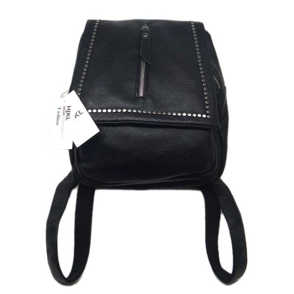 new fashion female black backpack pu cover rivet for teenagers ladies bag portable ing 
new fashion female black backpack pu cover rivet for teenagers ladies bag portable ing