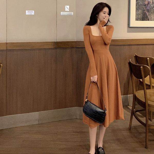 2020 autumn new light mature style square neck waist knit sleeve slim long skirt women's dress
2020 autumn new light mature style square neck waist knit sleeve slim long skirt women's dress