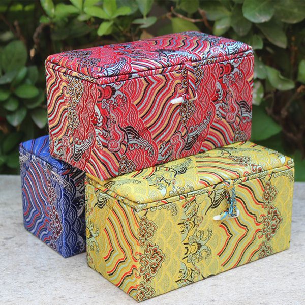 cotton filled rectangle chinese silk gift box decor wood fabric storage box high end luxury jewelry packaging crafts stone collection box
cotton filled rectangle chinese silk gift box decor wood fabric storage box high end luxury jewelry packaging crafts stone collection box