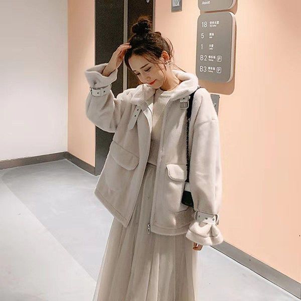 women's fur & faux 2021 women winter fashion coat elegant thick warm fake jacket double-faced mujer motorcycle o50, Black
women's fur & faux 2021 women winter fashion coat elegant thick warm fake jacket double-faced mujer motorcycle o50, Black