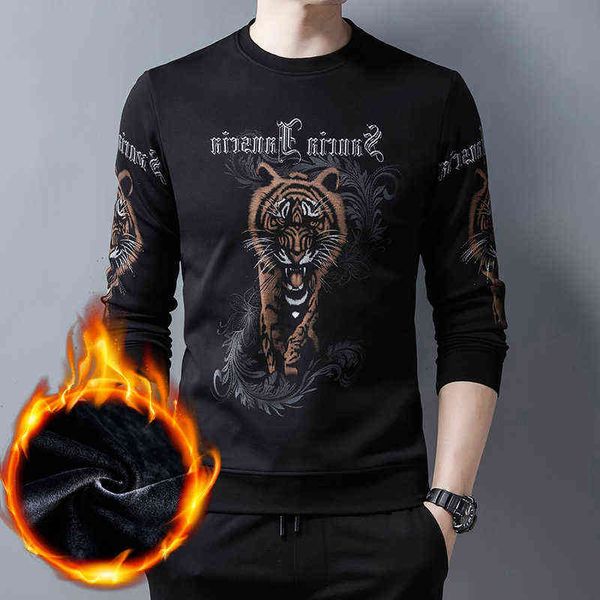 men's t-shirts 2022 plush korean casual personalized printed t-shirt pullover long sleeve fashion round neck men's sweater, White;black
men's t-shirts 2022 plush korean casual personalized printed t-shirt pullover long sleeve fashion round neck men's sweater, White;black