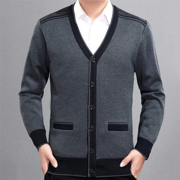 men wool cashmere cardiagn sweaters autumn business smart casual v-neck single breasted knitting male knitwear black red 201105, White;black
men wool cashmere cardiagn sweaters autumn business smart casual v-neck single breasted knitting male knitwear black red 201105, White;black