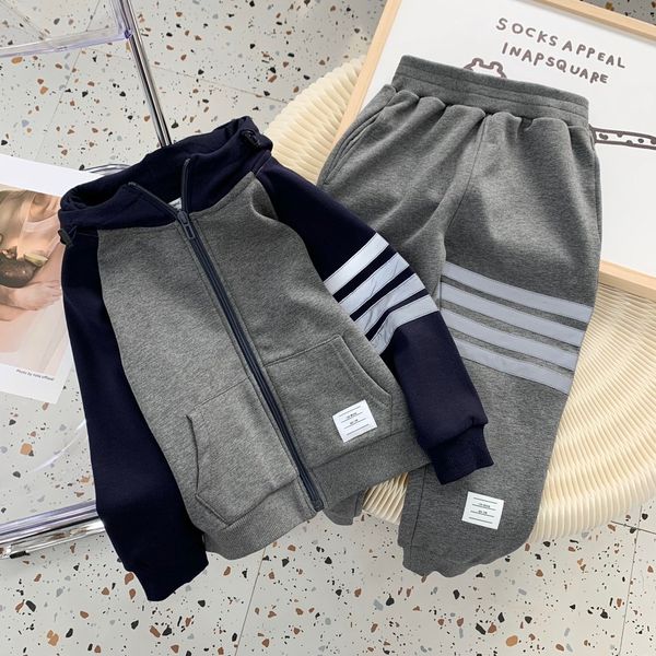 children's sports suit night glow stripe hooded cardigan coat + sports pants boys coat pollover suit 2-piece set k10175, White
children's sports suit night glow stripe hooded cardigan coat + sports pants boys coat pollover suit 2-piece set k10175, White