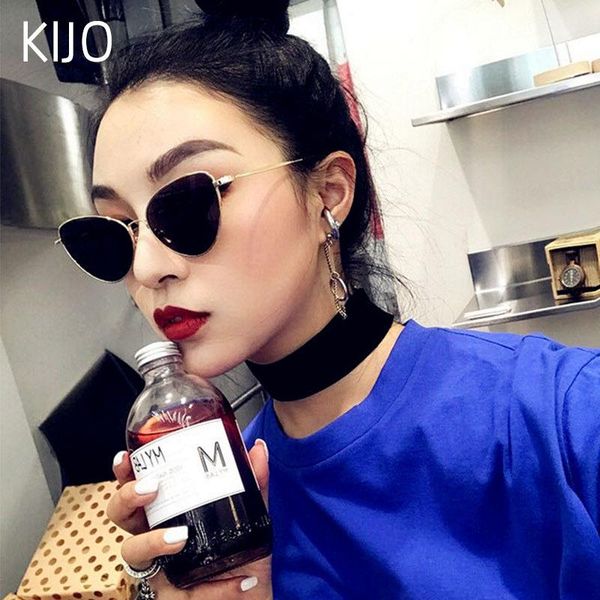 2020 new cat eye sunglasses women brand trendy tinted color vintage shaped sun glasses famle drop shaped ocean uv400, White;black
2020 new cat eye sunglasses women brand trendy tinted color vintage shaped sun glasses famle drop shaped ocean uv400, White;black