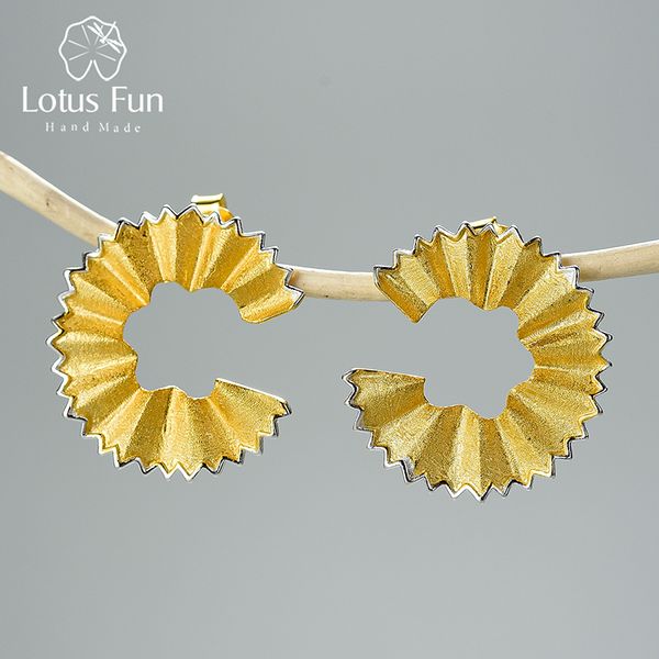 lotus fun creative pencil shavings design stud real 925 sterling silver 18k gold earrings for women gift fine jewelry q1219, Golden;silver
lotus fun creative pencil shavings design stud real 925 sterling silver 18k gold earrings for women gift fine jewelry q1219, Golden;silver