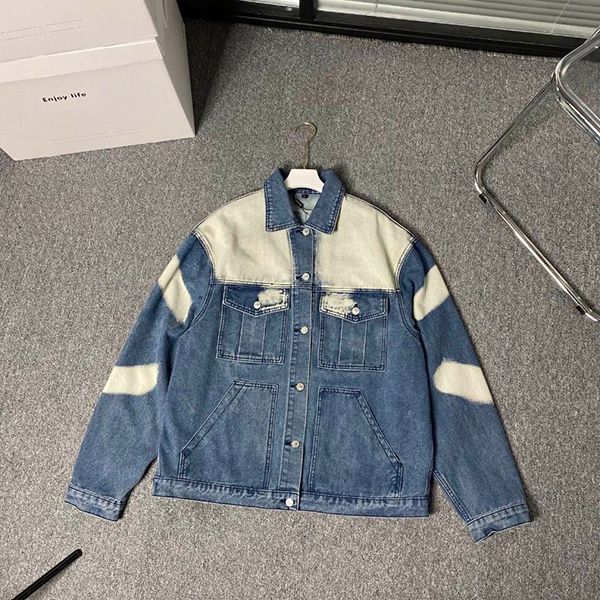 2022 men uniform big pocket jackets contrast color fashion coats warm denim jeans flying jacket outwear street cowboy bb paris, Black;brown 
2022 men uniform big pocket jackets contrast color fashion coats warm denim jeans flying jacket outwear street cowboy bb paris, Black;brown