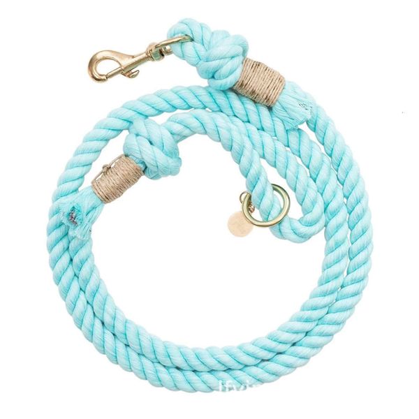 mountaineering knot all gradient traction dog three strand dyed cotton rope
mountaineering knot all gradient traction dog three strand dyed cotton rope
