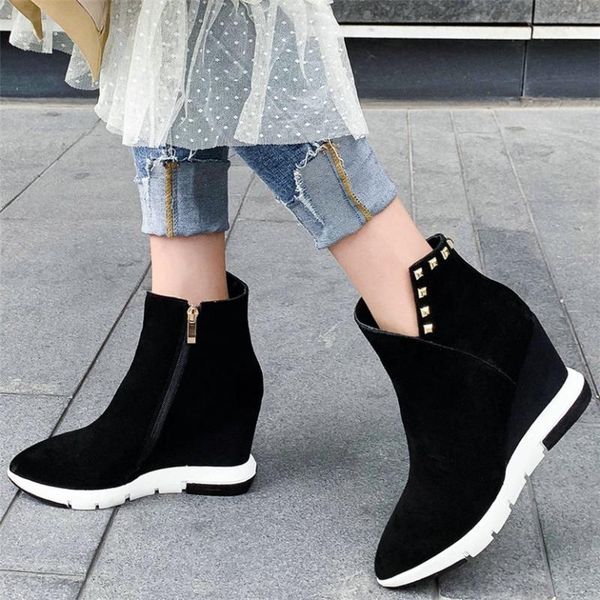 2020 women black genuine leather wedges high heel ankle boots female high pointed toe platform fashion sneakers casual shoes
2020 women black genuine leather wedges high heel ankle boots female high pointed toe platform fashion sneakers casual shoes
