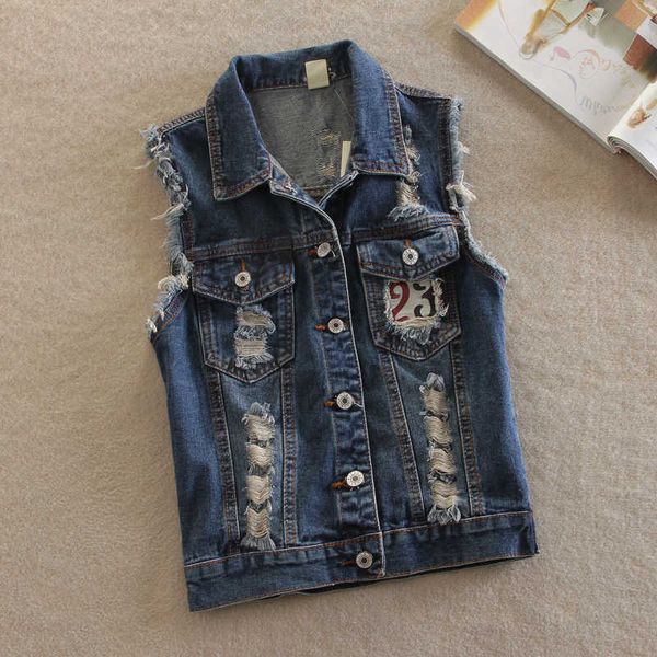 spring sleeveless women denim vests plus size 2xl fashion casual female waistcoat hole denim short jackets female q283, Black;white
spring sleeveless women denim vests plus size 2xl fashion casual female waistcoat hole denim short jackets female q283, Black;white