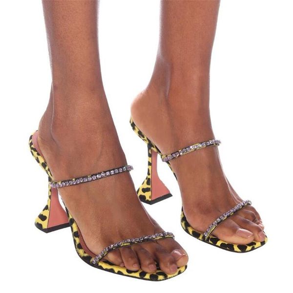 sandals high heels crystal shoes women mules slippers black leopard designer slides ladies party summer flip flops
sandals high heels crystal shoes women mules slippers black leopard designer slides ladies party summer flip flops