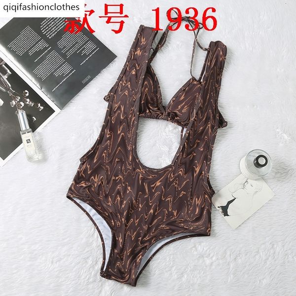 women's conservative print one piece bikini swimsuit, White;black
women's conservative print one piece bikini swimsuit, White;black