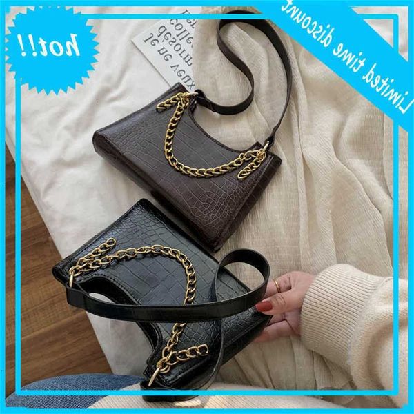 vintage women designer luxury fashion new pu leather handbag crocodile pattern shoulder messenger bag
vintage women designer luxury fashion new pu leather handbag crocodile pattern shoulder messenger bag