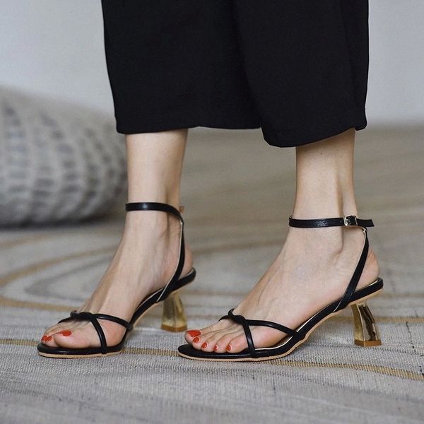 2020 new summer women pumps gladiator sandals women thick heel heels open toe sandal lady buckle strap zapatos de mujer #pg7w, Black
2020 new summer women pumps gladiator sandals women thick heel heels open toe sandal lady buckle strap zapatos de mujer #pg7w, Black