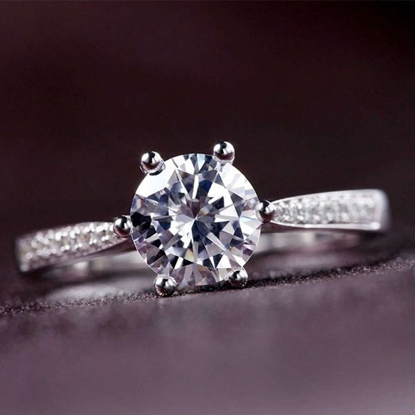 Luxurys Designers Fashion Yjz138 six claw imitation one C Ring Silver 925 women's wedding ring courtship jewelry 1.0ct
Luxurys Designers Fashion Yjz138 six claw imitation one C Ring Silver 925 women's wedding ring courtship jewelry 1.0ct