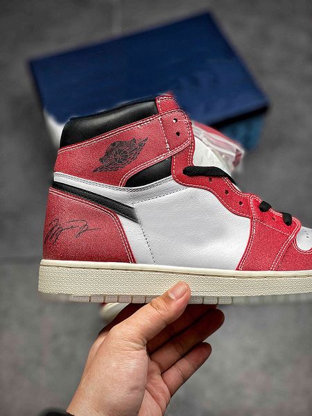 est air authentic trophy room 1 high og sneakers chicago white varsity red sail black retro men women 1s outdoor sports shoes with box
est air authentic trophy room 1 high og sneakers chicago white varsity red sail black retro men women 1s outdoor sports shoes with box