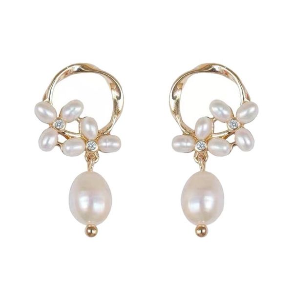 1 pair stylish baroque pearl ear jewelries delicate lady earrings (golden), Silver
1 pair stylish baroque pearl ear jewelries delicate lady earrings (golden), Silver