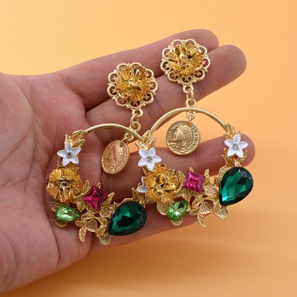 new colorful rhinestone wreath drop earrings for women sweet flower big cirlce brincos gift party wedding, Silver
new colorful rhinestone wreath drop earrings for women sweet flower big cirlce brincos gift party wedding, Silver