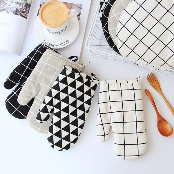 1 piece cute non-slip yellow gray cotton fashion nordic kitchen cooking microwave gloves baking bbq potholders oven mitts1
1 piece cute non-slip yellow gray cotton fashion nordic kitchen cooking microwave gloves baking bbq potholders oven mitts1