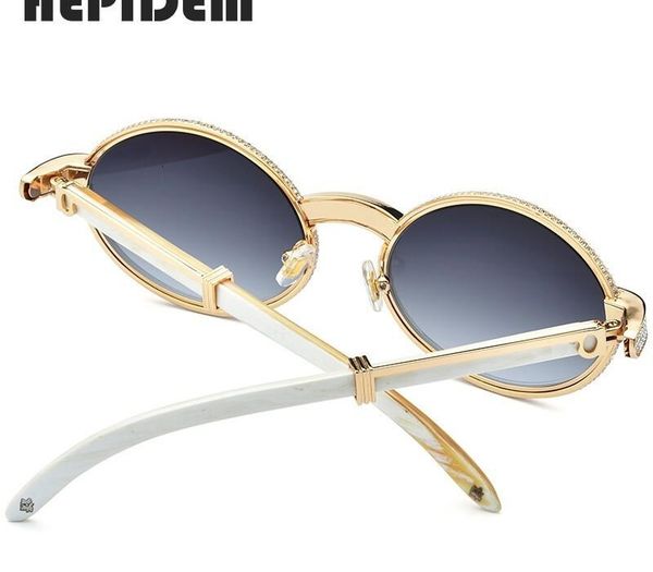 2020 new men round sunglasses brand designer luxury diamond sumptuous sun for women buffalo horn11, White;black
2020 new men round sunglasses brand designer luxury diamond sumptuous sun for women buffalo horn11, White;black