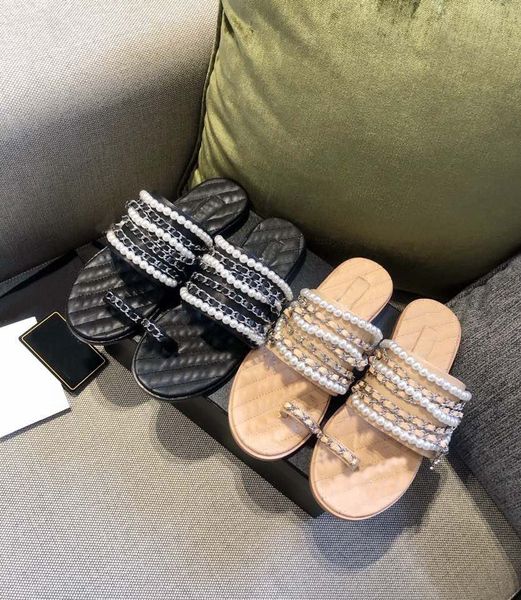 women mules c slippers sandals pearls sliders stuffies lambskin black white flat slippers ladies beach rubber flip flops with box size 35-40
women mules c slippers sandals pearls sliders stuffies lambskin black white flat slippers ladies beach rubber flip flops with box size 35-40