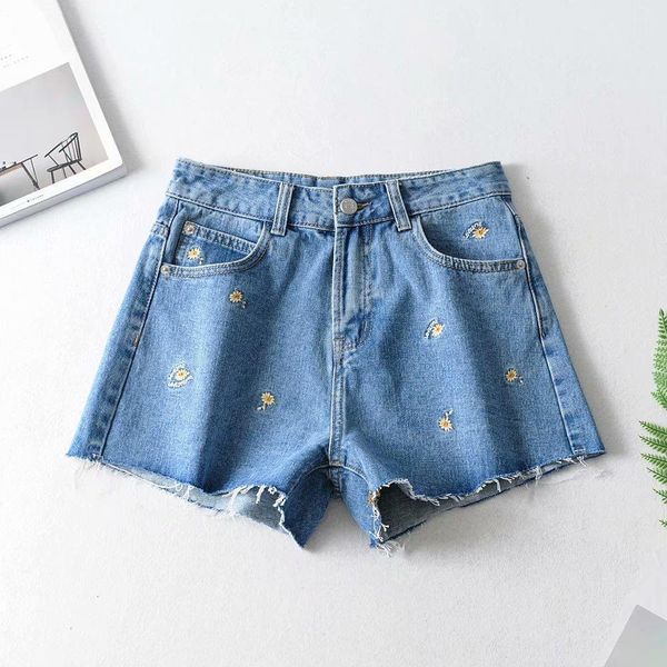 summer 2020 fashionable women's fashion printed blue broken ultra short women's denim short 1010 drop shipping
summer 2020 fashionable women's fashion printed blue broken ultra short women's denim short 1010 drop shipping