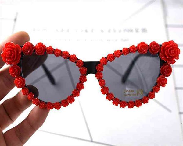 cat eye sunglasses women rose flower baroque sun glasses for ladies retro vintage shades for beach eyewear uv400, White;black
cat eye sunglasses women rose flower baroque sun glasses for ladies retro vintage shades for beach eyewear uv400, White;black