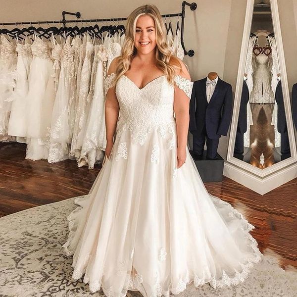 vintage lace plus size wedding dresses 2021 a line off the shoulder bridal gowns applique corset back sweep train marraige gowns, White
vintage lace plus size wedding dresses 2021 a line off the shoulder bridal gowns applique corset back sweep train marraige gowns, White
