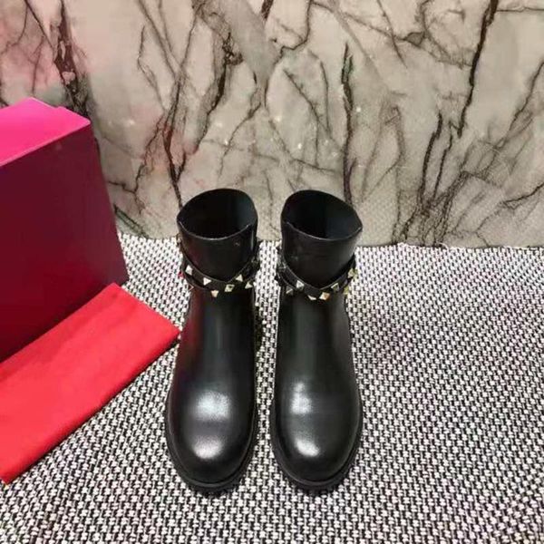 genuine leather women's boots spring/autumn ankle boots rivet design women's round toe slip-on flats size 35-41, Black
genuine leather women's boots spring/autumn ankle boots rivet design women's round toe slip-on flats size 35-41, Black