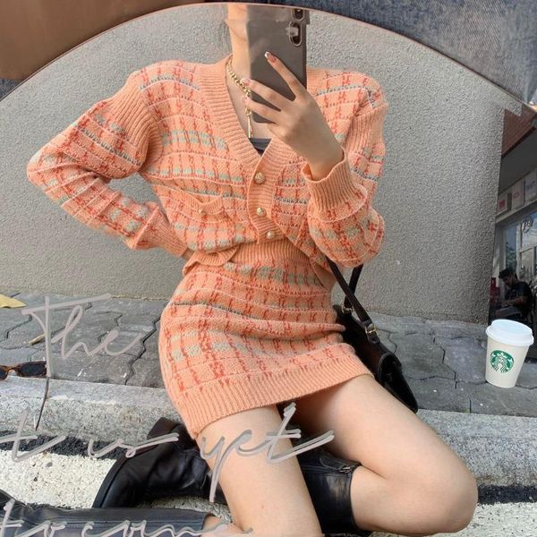 so cute girl first love 2 pieces set women knitted skirt mini elastic waist+cardigan sweater robe vestido, Gray
so cute girl first love 2 pieces set women knitted skirt mini elastic waist+cardigan sweater robe vestido, Gray