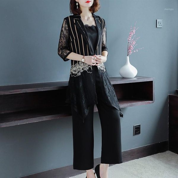 3 pcs women's suits new arrival stripped printed lace blazer coat vintage and camis and big leg pants suits clothing set cc1641, White
3 pcs women's suits new arrival stripped printed lace blazer coat vintage and camis and big leg pants suits clothing set cc1641, White